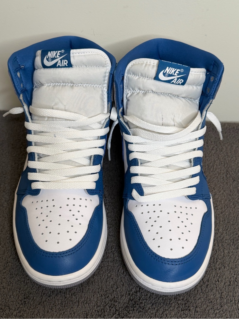 Nike Air Jordan 1 Retro High OG. Men’s size 10 1/2 in “French Blue and White”